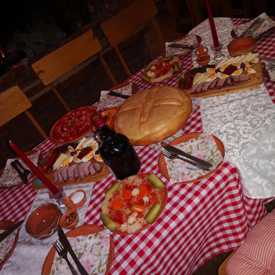 Etno Konak Angela Hotel Kalna Exterior foto
